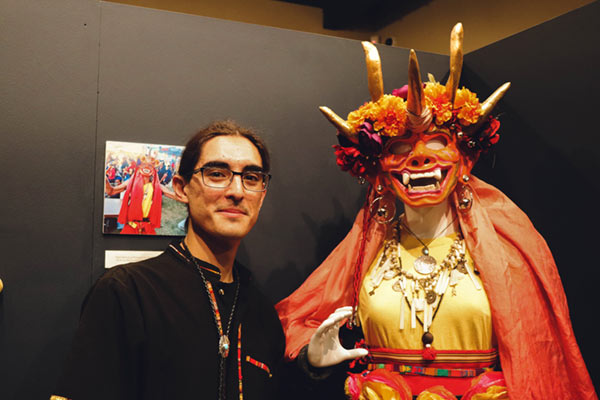 Artist Eli Renteria with his Desert Dragon mask